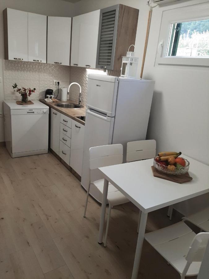 Apartman Maslina Pisak Exteriér fotografie