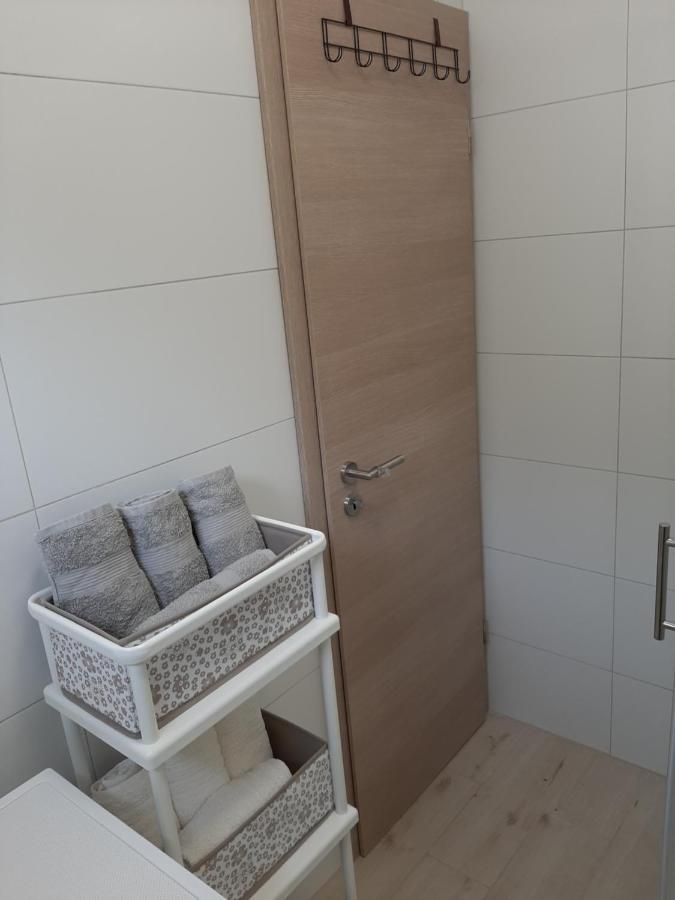 Apartman Maslina Pisak Exteriér fotografie
