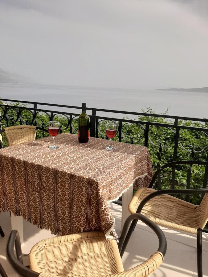 Apartman Maslina Pisak Exteriér fotografie